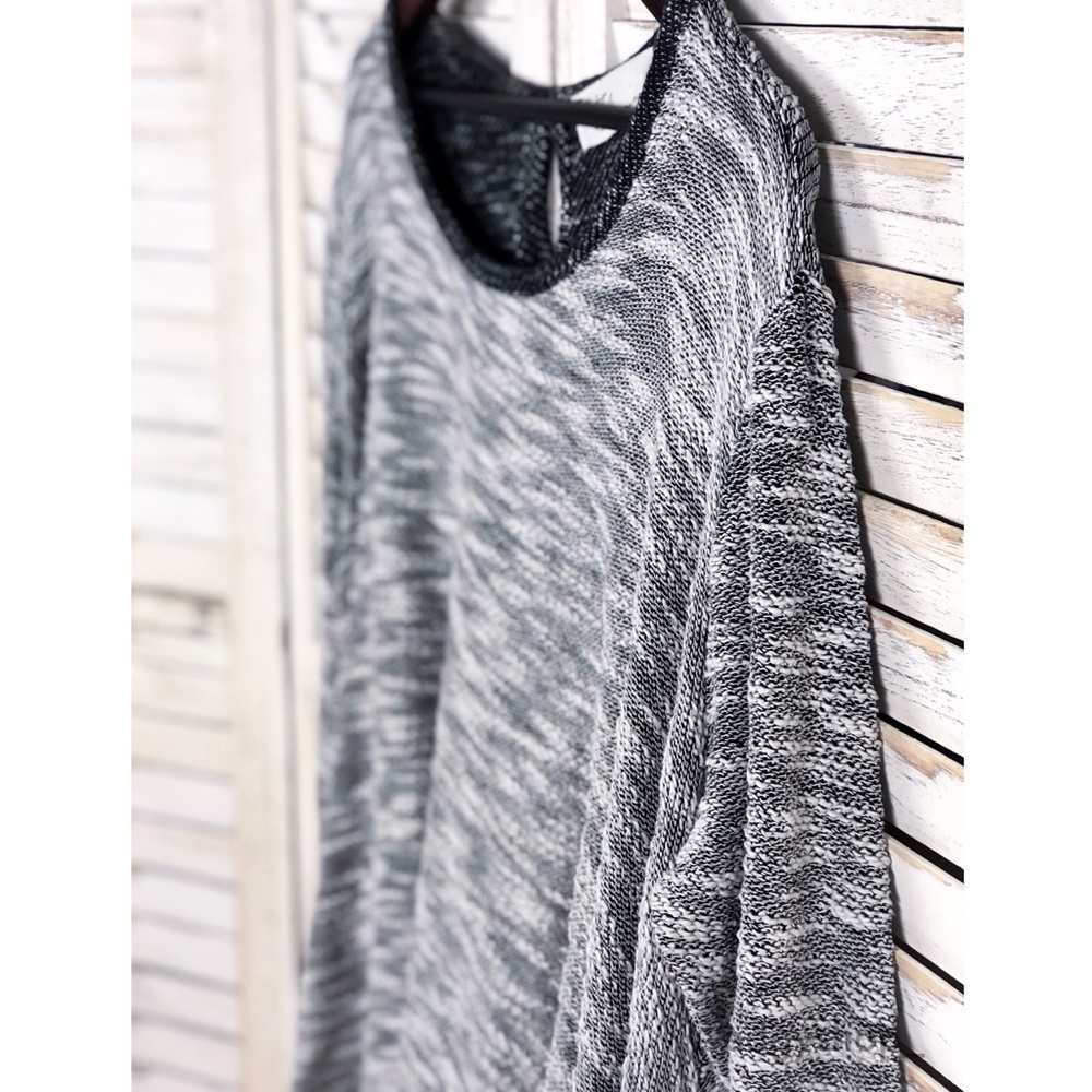 Vintage Havana | Swing Hi Lo Textured Top - Picture 2 of 5
